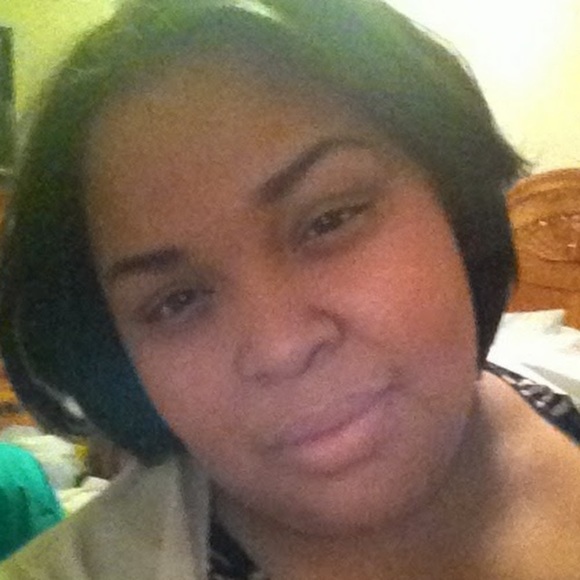 Meet your Posher, Taniesha - Picture 1 of 1